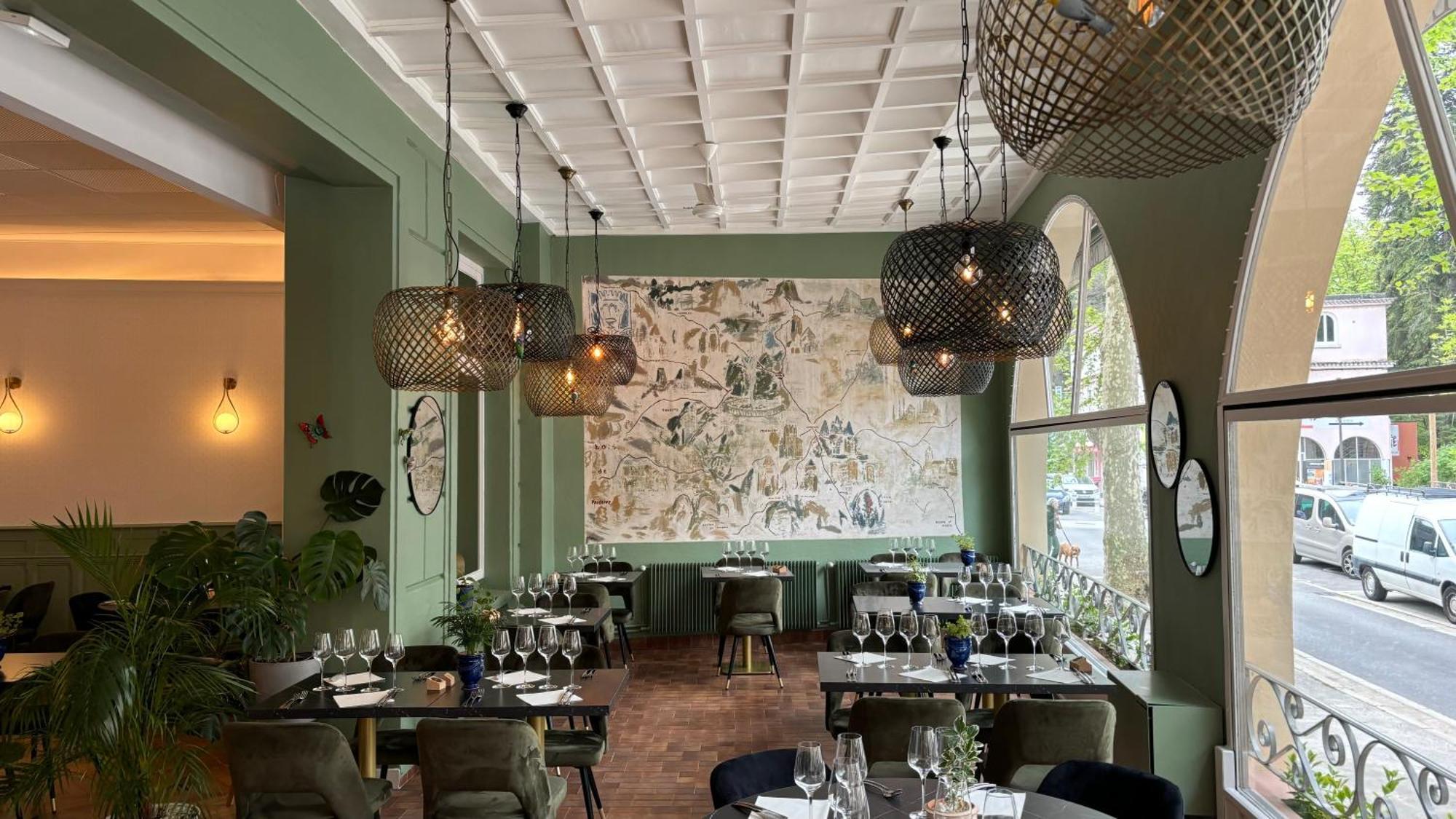 Logis Hotel Restaurant Grand Hotel De Lyon Vals-les-Bains Luaran gambar
