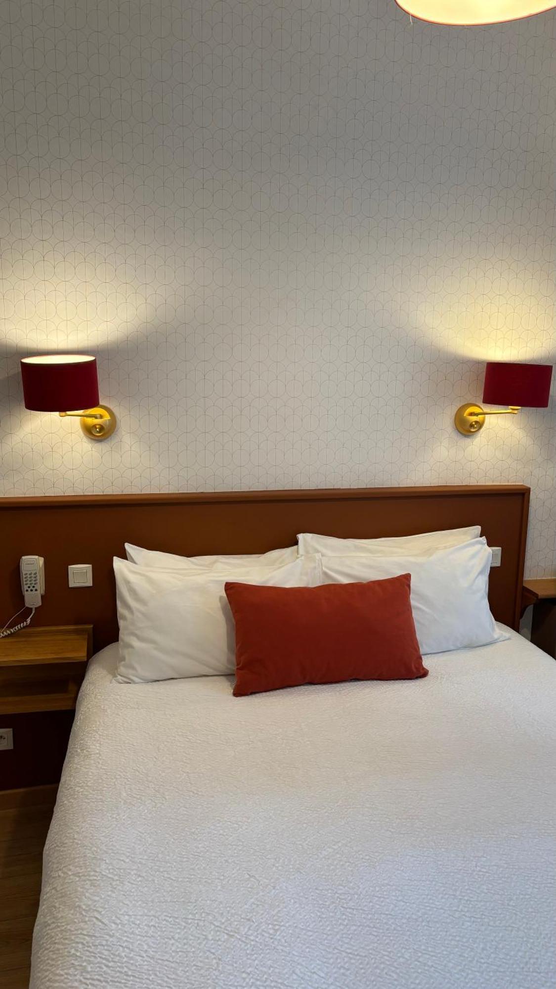 Logis Hotel Restaurant Grand Hotel De Lyon Vals-les-Bains Luaran gambar