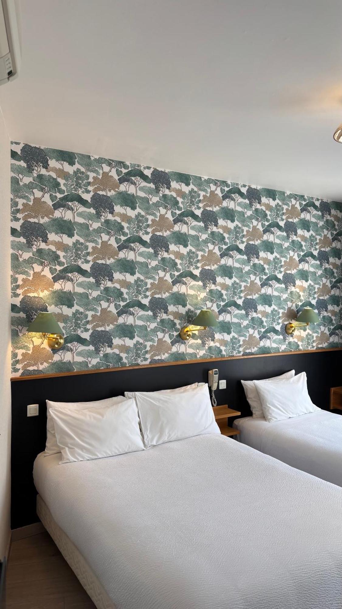 Logis Hotel Restaurant Grand Hotel De Lyon Vals-les-Bains Luaran gambar