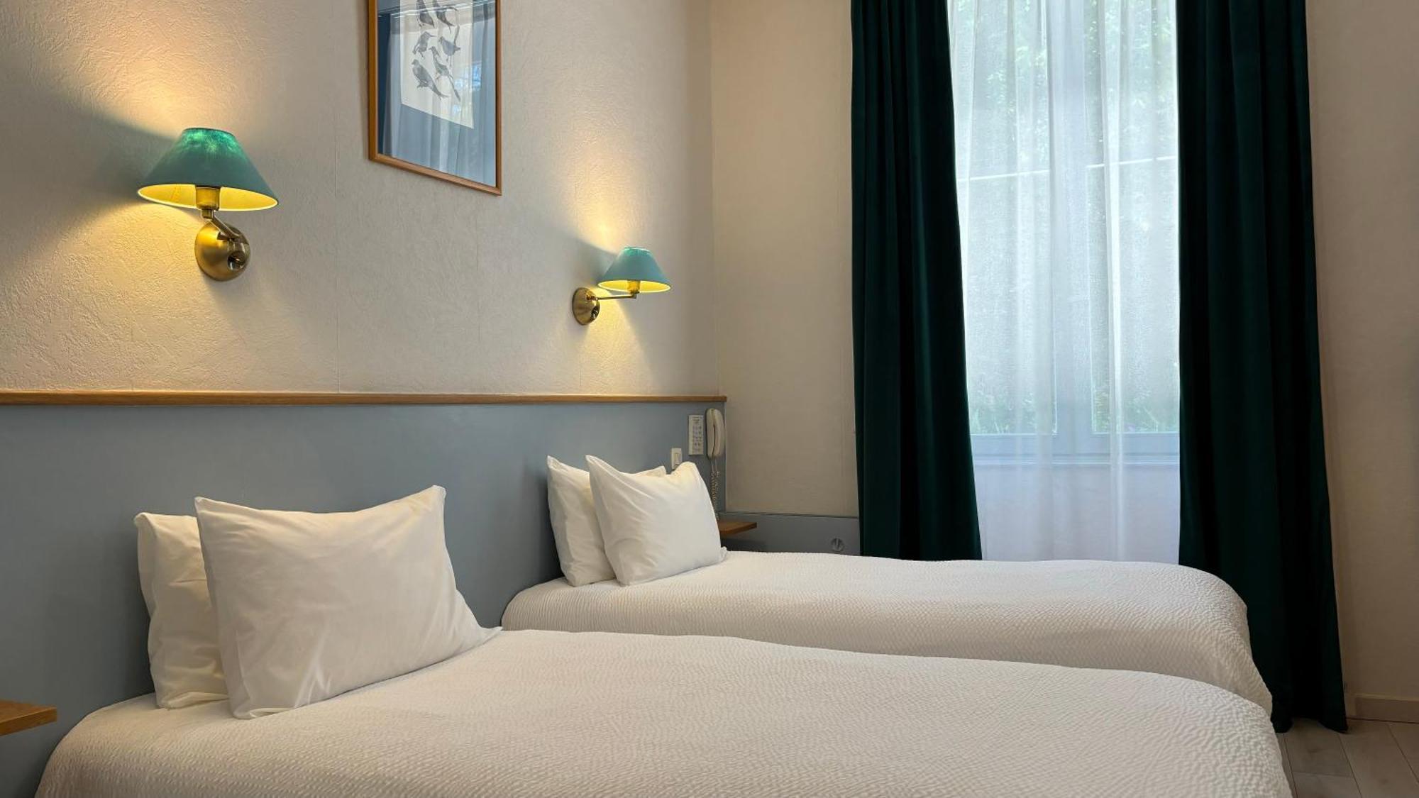 Logis Hotel Restaurant Grand Hotel De Lyon Vals-les-Bains Luaran gambar